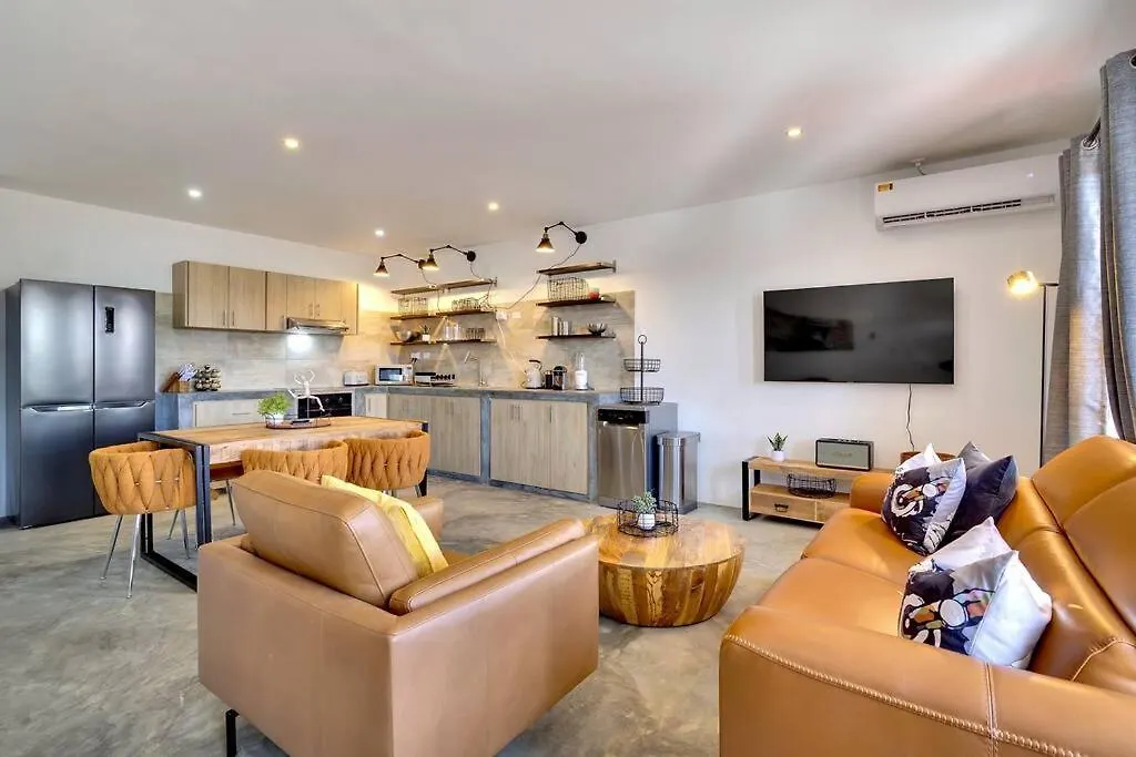 Four Villas With Private Magnesium Pool 3 Min To The Beach Dive Rinse Tank Villa N1 クラレンダイク