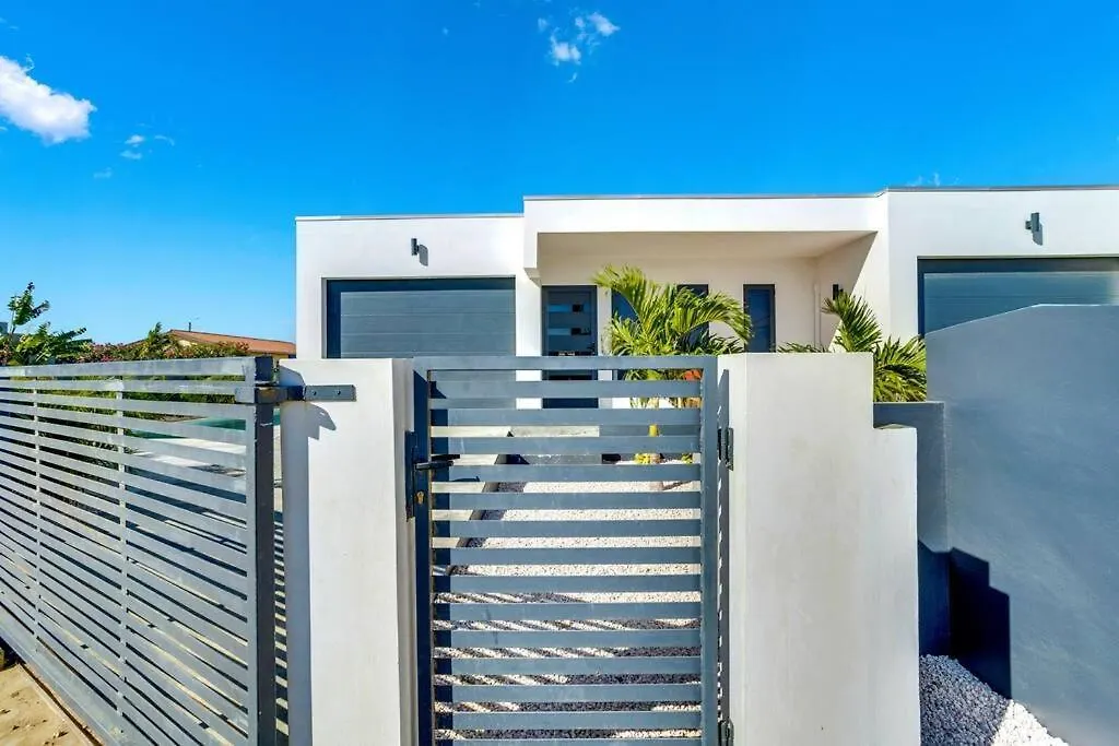 Four Villas With Private Magnesium Pool 3 Min To The Beach Dive Rinse Tank Villa N1 クラレンダイク