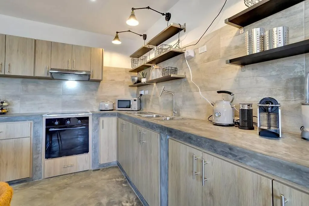 Four Villas With Private Magnesium Pool 3 Min To The Beach Dive Rinse Tank Villa N1 クラレンダイク