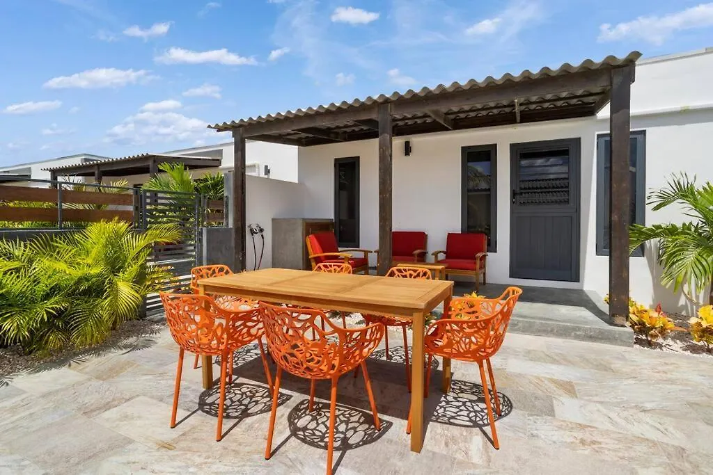 Four Villas With Private Magnesium Pool 3 Min To The Beach Dive Rinse Tank Villa N1 クラレンダイク
